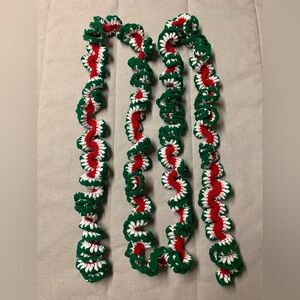Christmas Garland Spiral Ruffle New Red White Green Thick Handmade Crochet